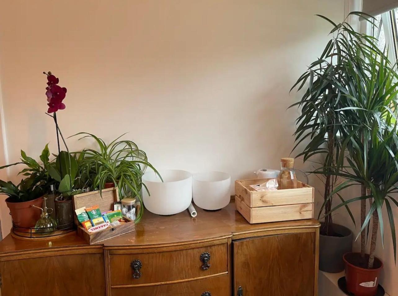 Private Room With Separate Shower And Free Parking Edinburgh Exterior foto