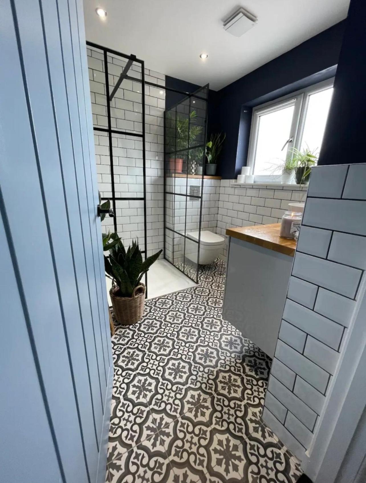 Private Room With Separate Shower And Free Parking Edinburgh Exterior foto
